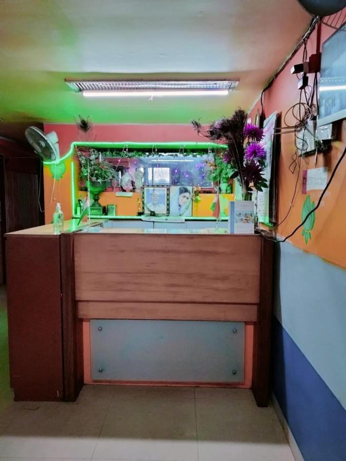 Aparna Guest House Malda Bagian luar foto